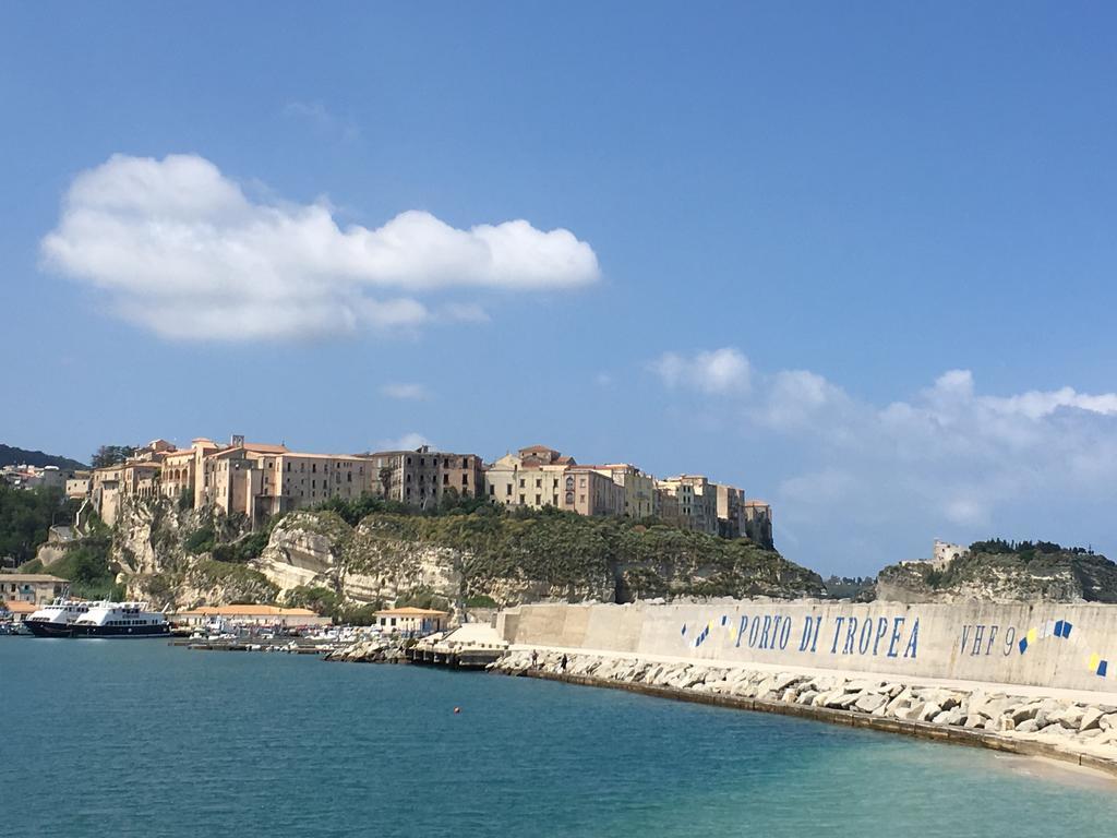 Apartment With Sea View Tropea Exterior foto